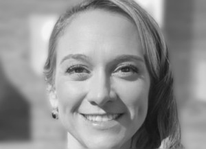 Fabienne_Foto_Homepage_blackwhite_web-300x217